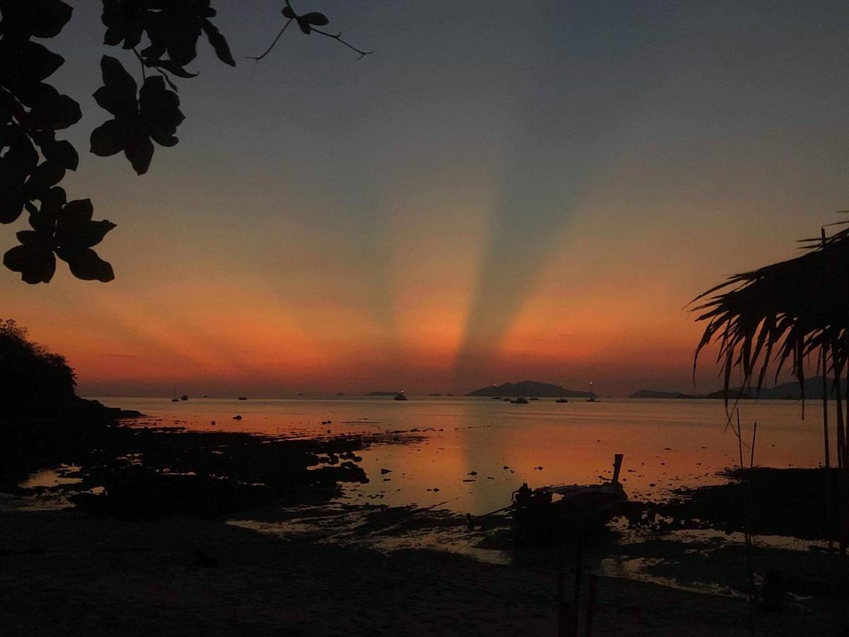 Adang Sea Eco-Village Sunset Koh Lipe Eksteriør billede